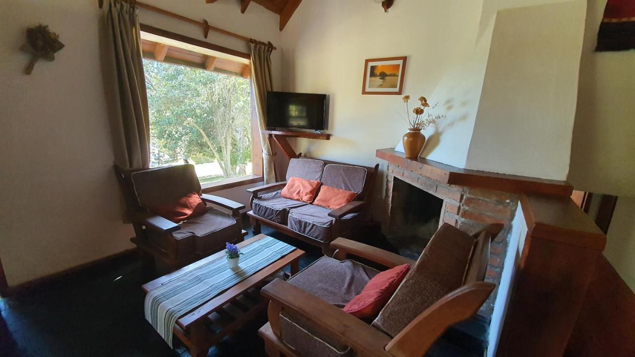 Cabanas & Aparts Lancuyen, Villa De Montana Villa La Angostura Exteriör bild