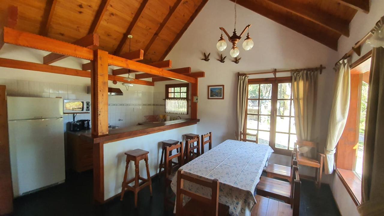 Cabanas & Aparts Lancuyen, Villa De Montana Villa La Angostura Exteriör bild
